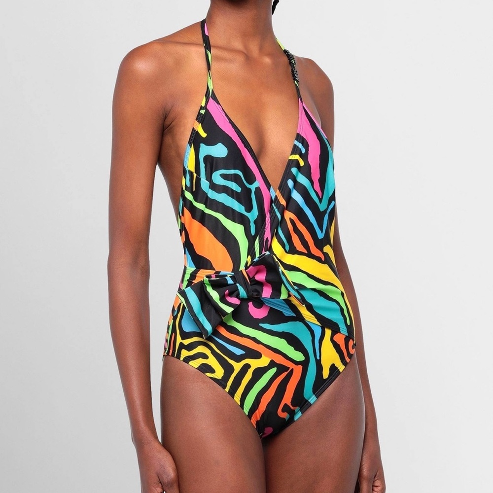 Moschino one piece swimsuit, new with the tags, sz US 6, IT III